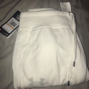 NWT White Under Armour Joggers
